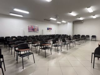 Foto 1 de Oficinas en arriendo Calle 80