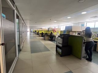 Foto 19 de Oficinas en arriendo Calle 80