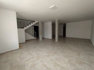 Foto 4 de ARRENDAMOS AMPLIA CASA COMERCIAL SAN ALONSO BUCARAMANGA
