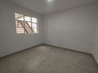 Foto 6 de ARRENDAMOS AMPLIA CASA COMERCIAL SAN ALONSO BUCARAMANGA