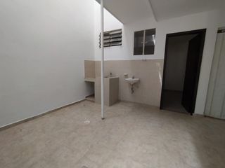 Foto 12 de ARRENDAMOS AMPLIA CASA COMERCIAL SAN ALONSO BUCARAMANGA