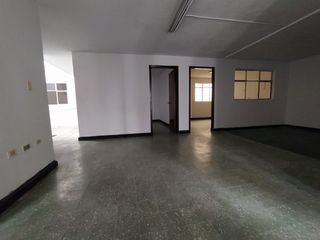 Foto 16 de ARRENDAMOS AMPLIA CASA COMERCIAL SAN ALONSO BUCARAMANGA