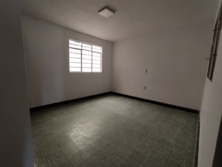 Foto 17 de ARRENDAMOS AMPLIA CASA COMERCIAL SAN ALONSO BUCARAMANGA