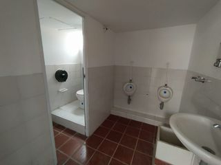 Foto 32 de ARRENDAMOS AMPLIA CASA COMERCIAL SAN ALONSO BUCARAMANGA