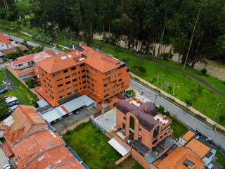Foto 5 de En renta departamento en Cuenca.