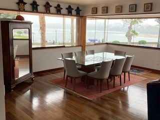 Foto 4 de Vendo lindo departamento de 200 m2, 3 Dorm. en el Malecón de Chorrillos, con vista al mar.(Arriba del Club Regatas).