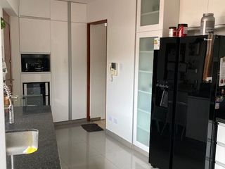 Foto 11 de Vendo lindo departamento de 200 m2, 3 Dorm. en el Malecón de Chorrillos, con vista al mar.(Arriba del Club Regatas).