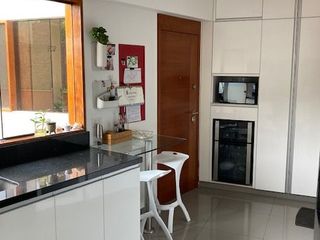 Foto 12 de Vendo lindo departamento de 200 m2, 3 Dorm. en el Malecón de Chorrillos, con vista al mar.(Arriba del Club Regatas).