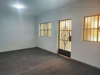 Foto 8 de Venta De Amplio Departamento – En Pleno Corazon Comercial De Lima Norte