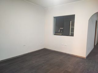 Foto 10 de Venta De Amplio Departamento – En Pleno Corazon Comercial De Lima Norte