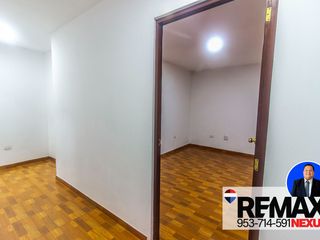 Foto 2 de SE VENDE DEPARTAMENTO TRIPLEX EN VILLA MARIA DEL TRIUNFO