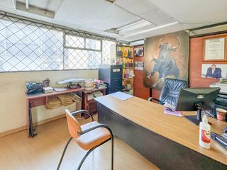 Foto 4 de ¡Oportunidad de Inversión! Oficina de 124 m² en Venta, en Edificio del Girón