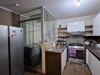 Foto 5 de EXCELENTE OPORTUNIDAD PARA INVERTIR SE VENTA CASA EN VILLA EL SALVADOR. 140M2