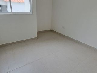 Foto 3 de Venta de casa en conjunto llanos de calibio
