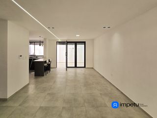 Foto 3 de Pre-venta de casa VIP tres habitaciones cada una con baño privado con crédito VIP