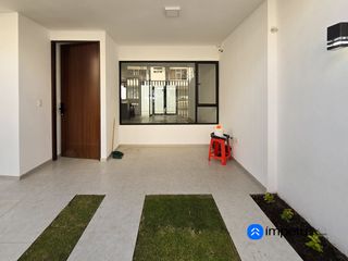 Foto 14 de Pre-venta de casa VIP tres habitaciones cada una con baño privado con crédito VIP