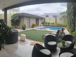 Foto 8 de VENTA CASA OLIVOS - 3 DORMITORIOS - ESTUDIO - ESTAR - PISCINA - GUARDIANIA
