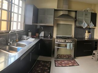 Foto 13 de VENTA CASA OLIVOS - 3 DORMITORIOS - ESTUDIO - ESTAR - PISCINA - GUARDIANIA