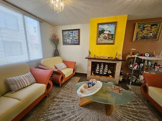 Foto 3 de Tumbaco, Ubicado a 300 m de La Plaza Hilacril, Casa en Venta