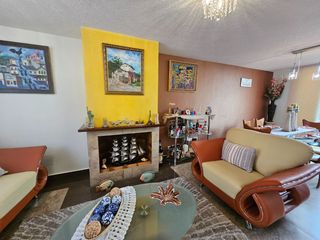 Foto 4 de Tumbaco, Ubicado a 300 m de La Plaza Hilacril, Casa en Venta