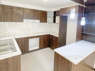 Foto 2 de ¡Tu Nuevo Hogar en Llano Chico! Conjunto de Casas VIP, de 124 m2