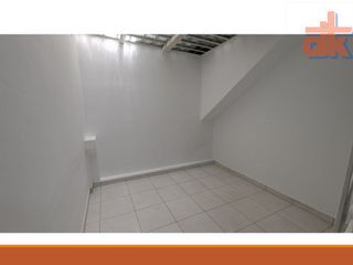 Foto 10 de Consultorio u Oficina para Renta en Centro de Cumbaya