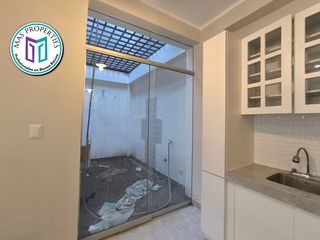 Foto 6 de SE VENDE CASA EN LA QUINTA LAS GARDENIAS !