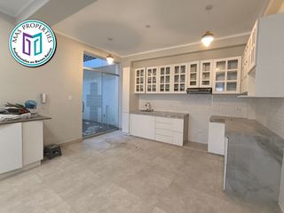 Foto 11 de SE VENDE CASA EN LA QUINTA LAS GARDENIAS !