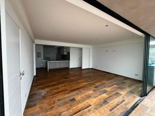 Foto 2 de VENTA DE DEPARTAMENTO,  EN SEGUNDA FILA DE PLAYA CABALLEROS, CON VISTA DIRECTA A LA BAHIA  CON TERRAZA Y PISCINA.