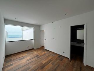 Foto 12 de VENTA DE DEPARTAMENTO,  EN SEGUNDA FILA DE PLAYA CABALLEROS, CON VISTA DIRECTA A LA BAHIA  CON TERRAZA Y PISCINA.