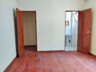 Foto 8 de ALQUILER OFICINA IDEAL PARA ESTUDIOS O ADMINITRATIVA DE TUS NEGOCIOS CERCANOS - CERCADO DE LIMA