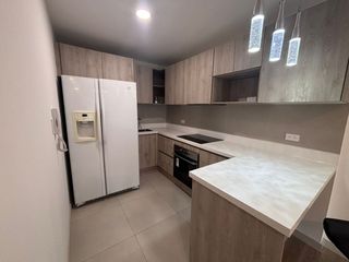 Foto 3 de Departamento Amoblado de 2 Dormitorios en Renta - Sector González Suárez - $1,100