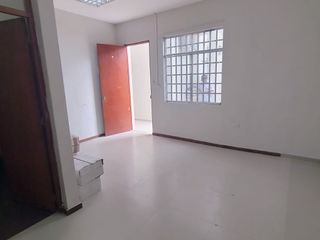Foto 3 de OFICINA EN ALQUILER  1ER PISO – EN EL CENTRO DE PIURA