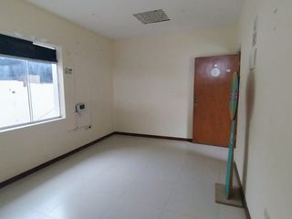 Foto 3 de OFICINA EN ALQUILER 2DO PISO – EN EL CENTRO DE PIURA