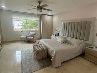 Foto 18 de ¡Descubre esta obra maestra arquitectónica! Venta casa dúplex en Villa Santos