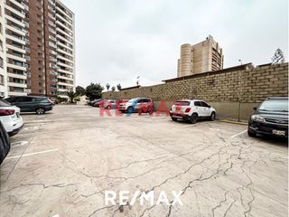 Foto 20 de Alquiler De Departamento Moderno Amoblado C/ Vista A Parque Dentro De Condominio