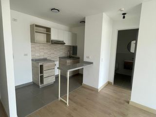 Foto 5 de SE VENDE LINDO Y MODERNO DEPARTAMENTO CON COCHERA, IDEAL PARA PERSONA SOLA O PAREJA, en Av. Ricardo Tizón y Bueno - JESÚS MARIA