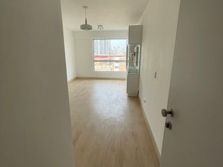 Foto 7 de SE VENDE LINDO Y MODERNO DEPARTAMENTO CON COCHERA, IDEAL PARA PERSONA SOLA O PAREJA, en Av. Ricardo Tizón y Bueno - JESÚS MARIA