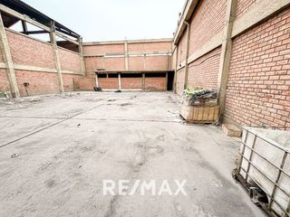 Foto 4 de Alquiler De Local Industrial 