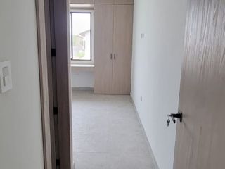 Foto 26 de En venta lujosa y moderna casa de estreno en Ciudad Celeste, via a Samborondon