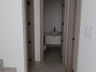 Foto 5 de En venta lujosa y moderna casa de estreno en Ciudad Celeste, via a Samborondon