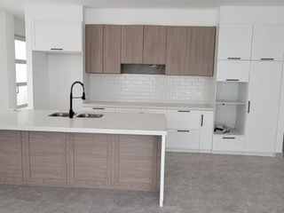 Foto 6 de En venta lujosa y moderna casa de estreno en Ciudad Celeste, via a Samborondon