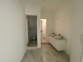 Foto 7 de Alquiler de Local comercial,  Sector el Batan de 235 Metros, Av 6 de diciembre