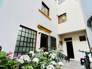 Foto 1 de ¡OCASIÓN! BONITA CASA DE 3 PISOS EN QUINTA