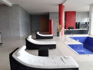 Foto 9 de VENDO MANSION SINDAMANOY CHIA 1800 M2
