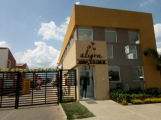 Foto 2 de CASA ALEGRA ALFAGUARA