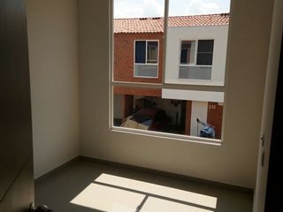 Foto 4 de CASA ALEGRA ALFAGUARA