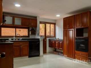 Foto 3 de CASA EN VENTA EN BOSQUE DE PINOS EN BOGOTA