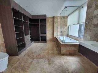 Foto 10 de Venta de Departamento en Monteserrin