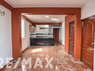Foto 1 de Alquiler De Departamento Flat 3er Piso En Smp